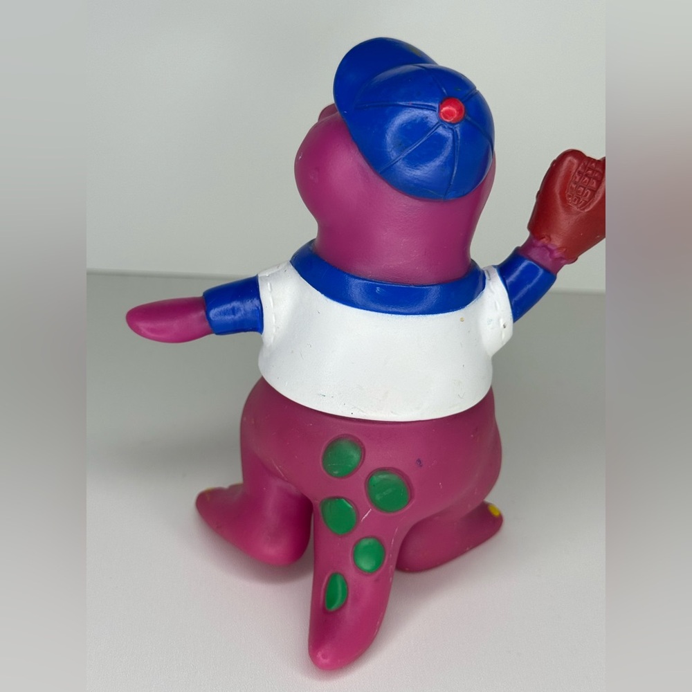Vintage Barney 1993 "Fun Time Baseball Barney" figure - Picture 4 of 7